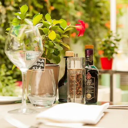 Montaigne&spa Hotel